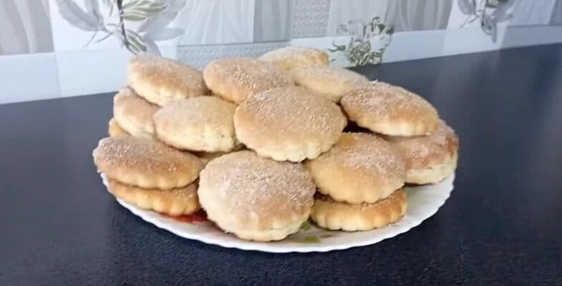 Молочні коржики з 80х. Смак дитинства. Ми цю смакоту купували у шкільній їдальні!