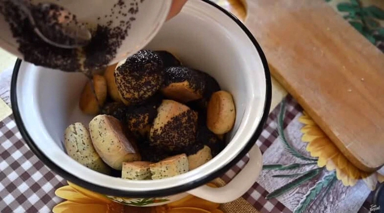 Коржі на Маковія! Шулики з маком. Наш старовинний сімейний рецепт