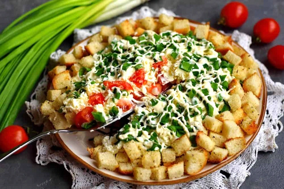 Цей салат з’їдають першим! Найсмачніше поєднання. Продукти прості і бюджетні
