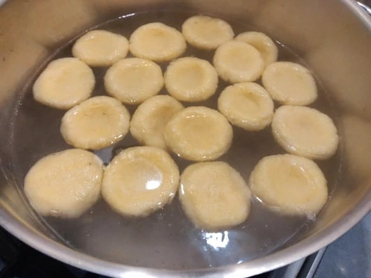 Любимий сімейний рецепт. Картопляні галушки по-закарпатськи. Їх завжди мало