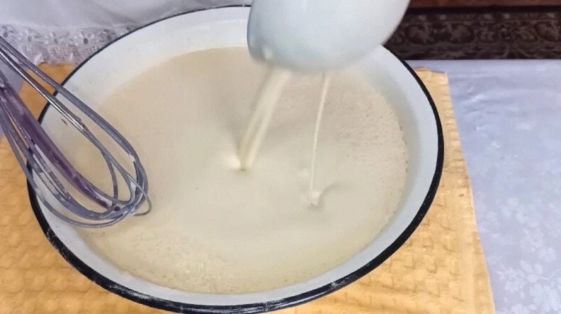 Знамениті налисники з Одещини! Вроді з простих продуктів, в получаються особливо смачні