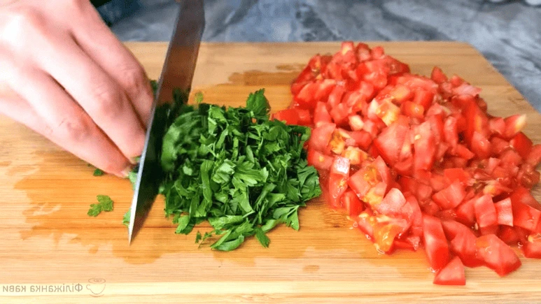 З’їли всі за 10 хвилин! Гарячі бутерброди з продуктів, які завжди під рукою. Готуються миттєво!