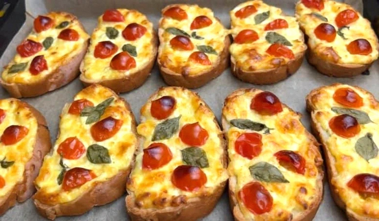 У мене хліб ніколи не залежується! Готую смачний сніданок із самих простих продуктів
