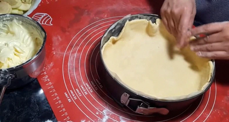 Шарлотку більше не готую! Яблучний пиріг, який підкорив мою сім’ю! Всі просили добавки!