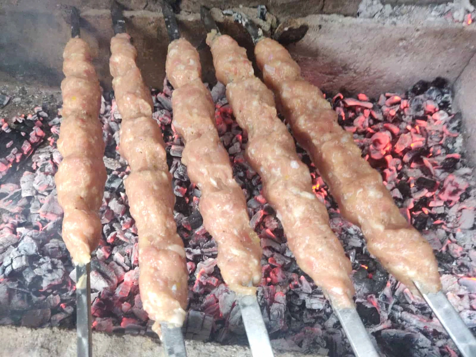 Такої смакоти на шампурах ви ще не готували! Люля-кебаб на шампурах