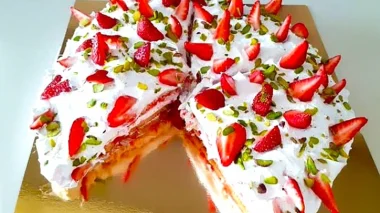 Розкішний торт з доступних продуктів: готую за копійки — домашні в захваті