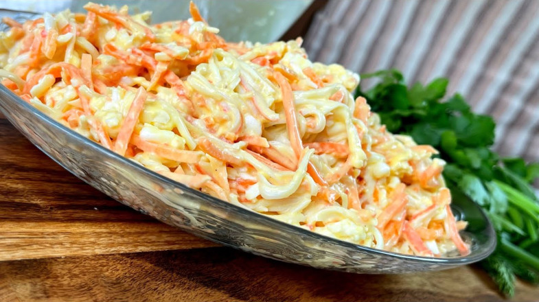Мій улюблений швидкий салат з чотирьох продуктів який готую найчастіше